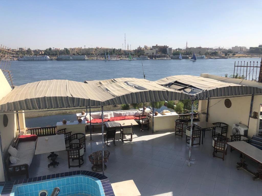 Nile Castle Апартаменти Луксор