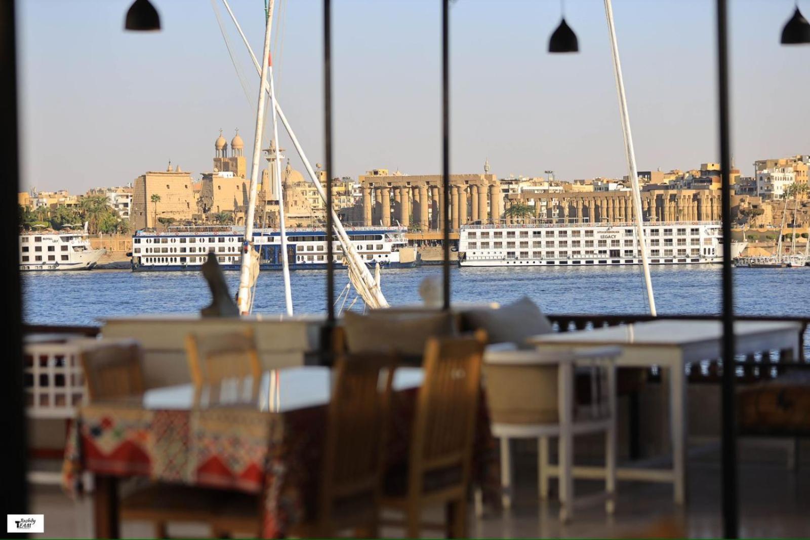Nile Castle * Louxor